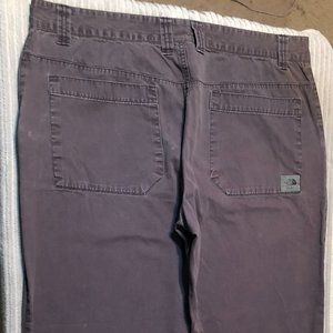 Men's The North Face Dress Jeans Gray 38x30 LIGHTWEIGHT very comfortable.